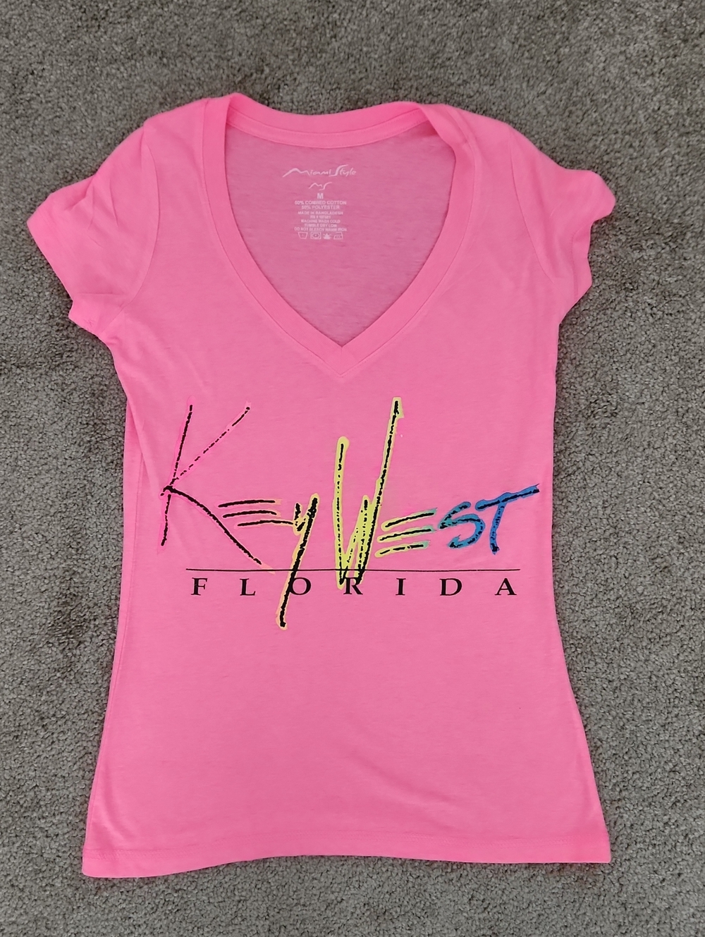 Miami Style Hot Neon Bright Pink Vneck Key West Tshirt M Beach Travel Coastal